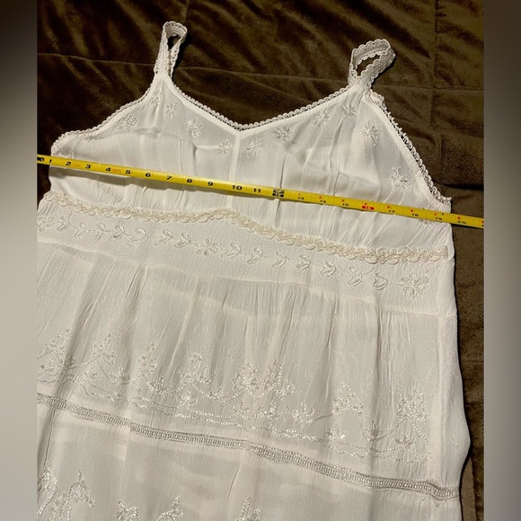 Moroccan Beaded Front Dress - Picture 7 of 8